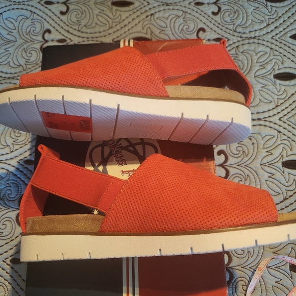 Hokus Pokus Kacie coral sandals - Picture 5 of 10